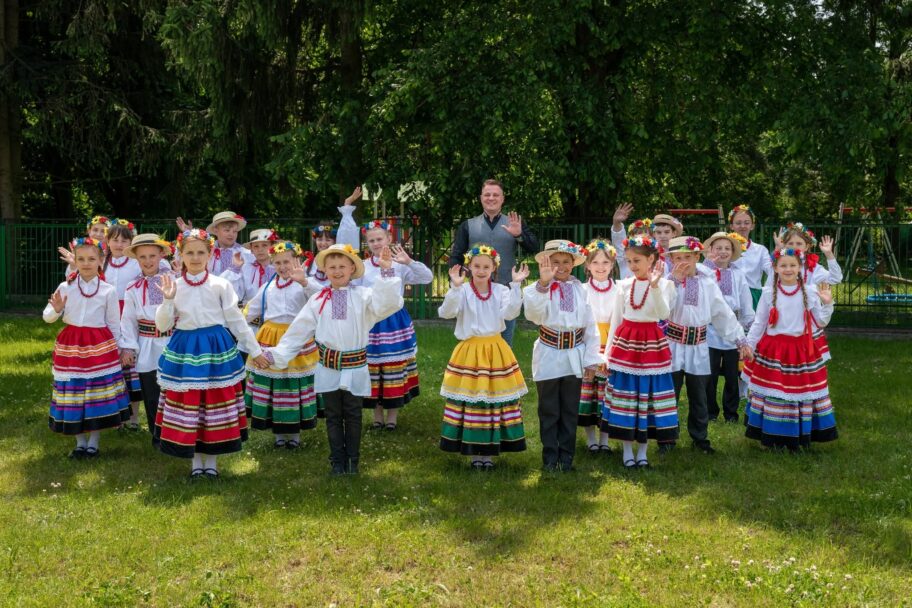 Zdjęcie: Zespół Pieśni i Tańca „Różanecznik”