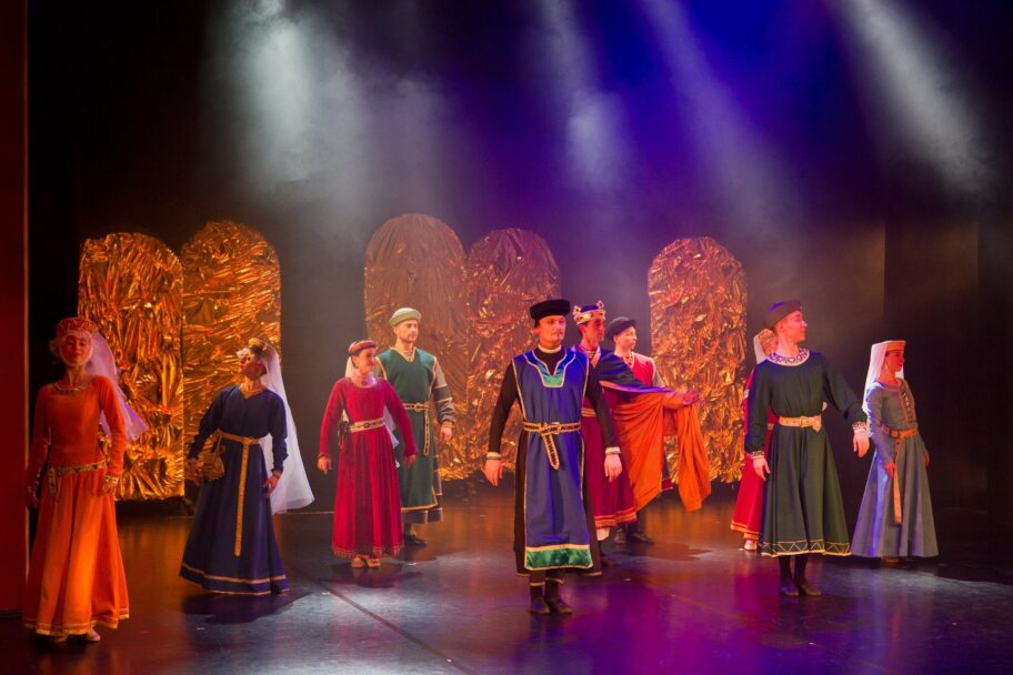 Zdjęcie: Chęciny: Balet Cracovia Danza „Dworskie tańce w Chęcinach”