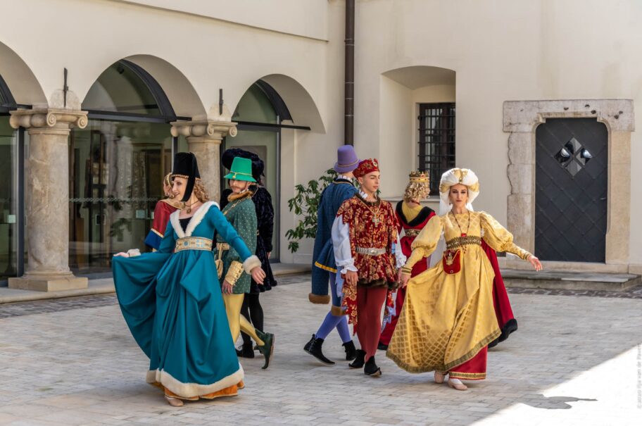 Zdjęcie: Kraków: Balet Cracovia Danza „Średniowiecze da się tańczyć – 1000 lat Korony Polskiej”