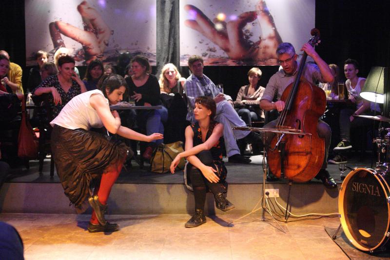 Zdjęcie: Kraków: Pokaz „Free the Dance” – Basia Bujakowska, Małgorzata Haduch i Paweł Konior