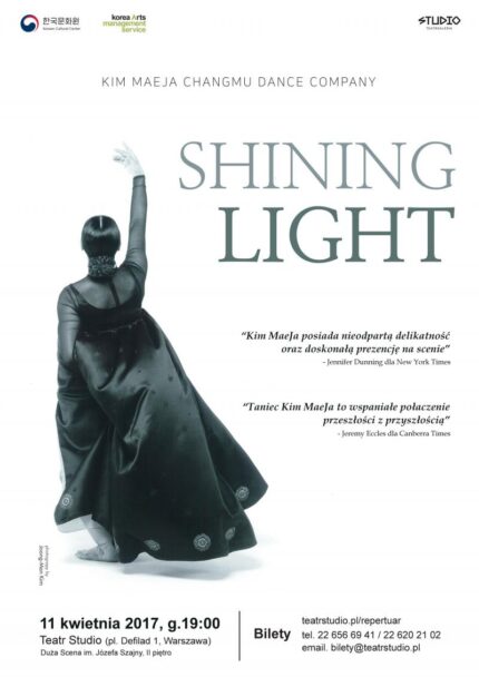 Zdjęcie: Warsaw: Shining Light by Koreas Kim MaeJa ChangMu Dance Company at the Studio Theatre