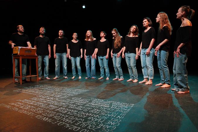 Zdjęcie: Jubileusz 10-lecia Stowarzyszenia Teatralnego Chorea – relacja z festiwalu RETROPERSPEKTYWY 2014