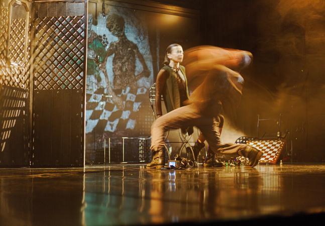 Zdjęcie: Mniej znaczy więcej  o spektaklu 7 pieczęć Sopockiego Teatru Tańca