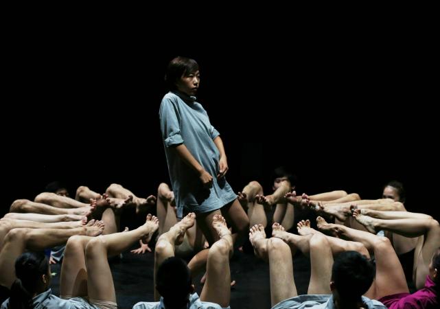 Zdjęcie: Zabierając sobie wzajemnie oddech – recenzja wieczoru z  Beijing Dance/LDTX (XXIV ŁSB)