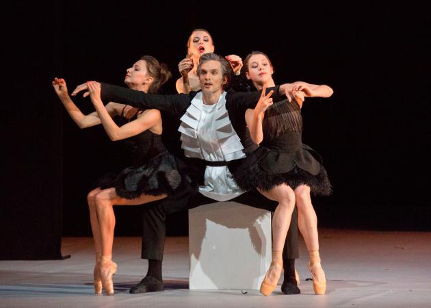 Zdjęcie: „Poskromienie złośnicy” według Jeana-Christophe’a Maillota – o spektaklu Teatru Bolszoj
