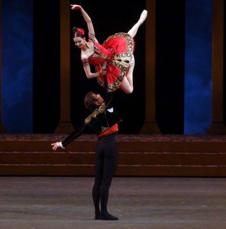 Zdjęcie: Bolshoi Ballet Live 2015-16/Wakacje z Teatrem Bolszoj: „Don Kichot” – chor. Aleksiej Fadejeczew – retransmisja