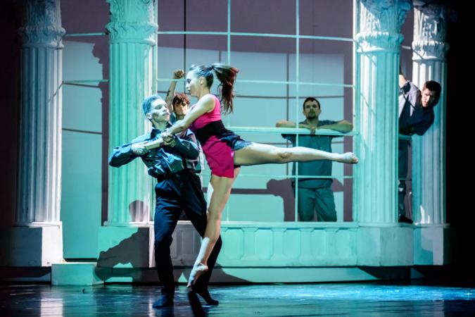 Zdjęcie: Bytom/Polska Sieć Tańca 2019/ROZBARK in Motion 2019: Kielecki Teatr Tańca „Cudowny Mandaryn”, „Stół bez szczęścia”