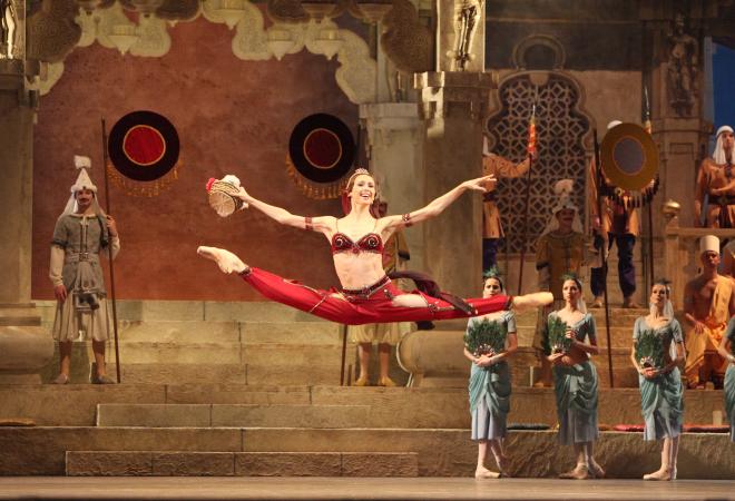 Zdjęcie: Warszawa/Katowice/Bolshoi Ballet Live: Teatr Bolszoj „Bajadera” chor. Marius Petipa/Jurij Grigorowicz – retransmisja