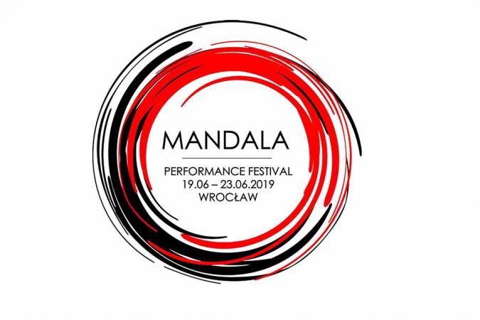 Zdjęcie: Wrocław/XIII Mandala 2019: Izabela Orzełowska, Charlotte Mclean, Valentin Markus Oppermann – warsztaty