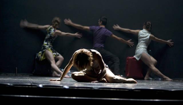 Zdjęcie: Września/Scena dla tańca 2013/Znajdź miejsce dla tańca: Polski Teatr Tańca „Balladyna”  i „Trzy siostry – wyobrażenie”